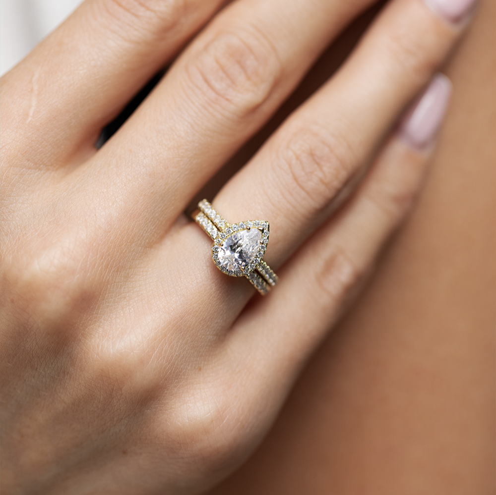 The Isabella Ring
