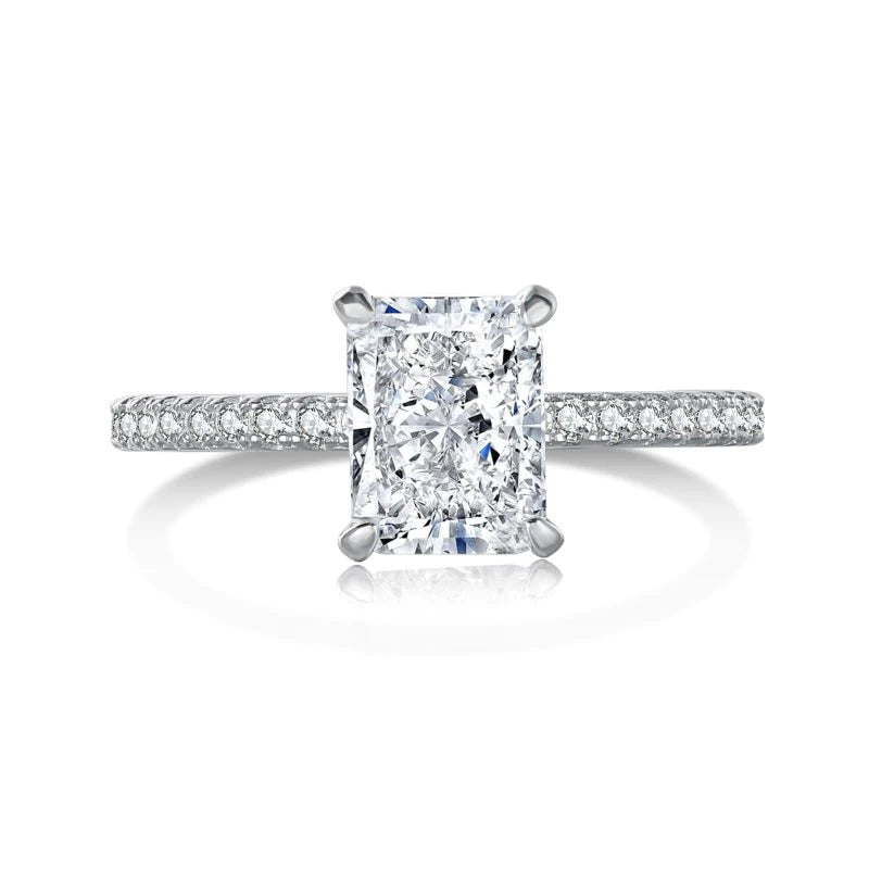 Éclat Étoilé Amour Moissanite Ring