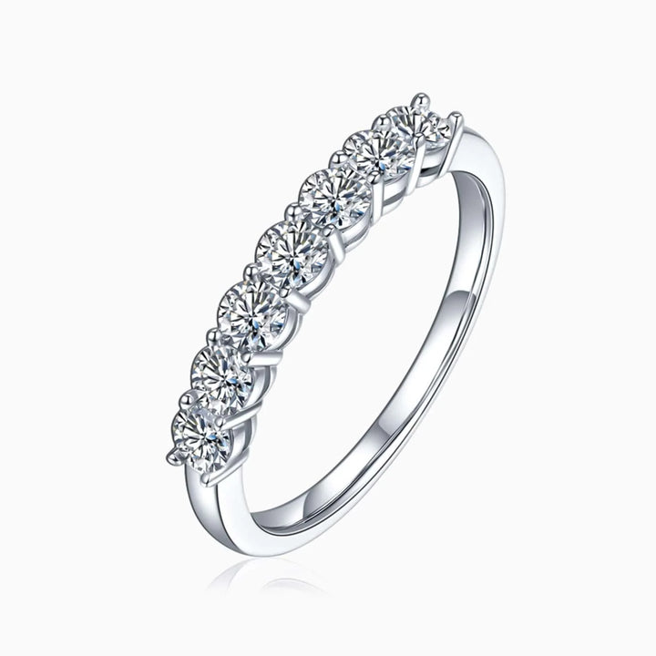 Lumière Radieuse Cut Diamond Ring