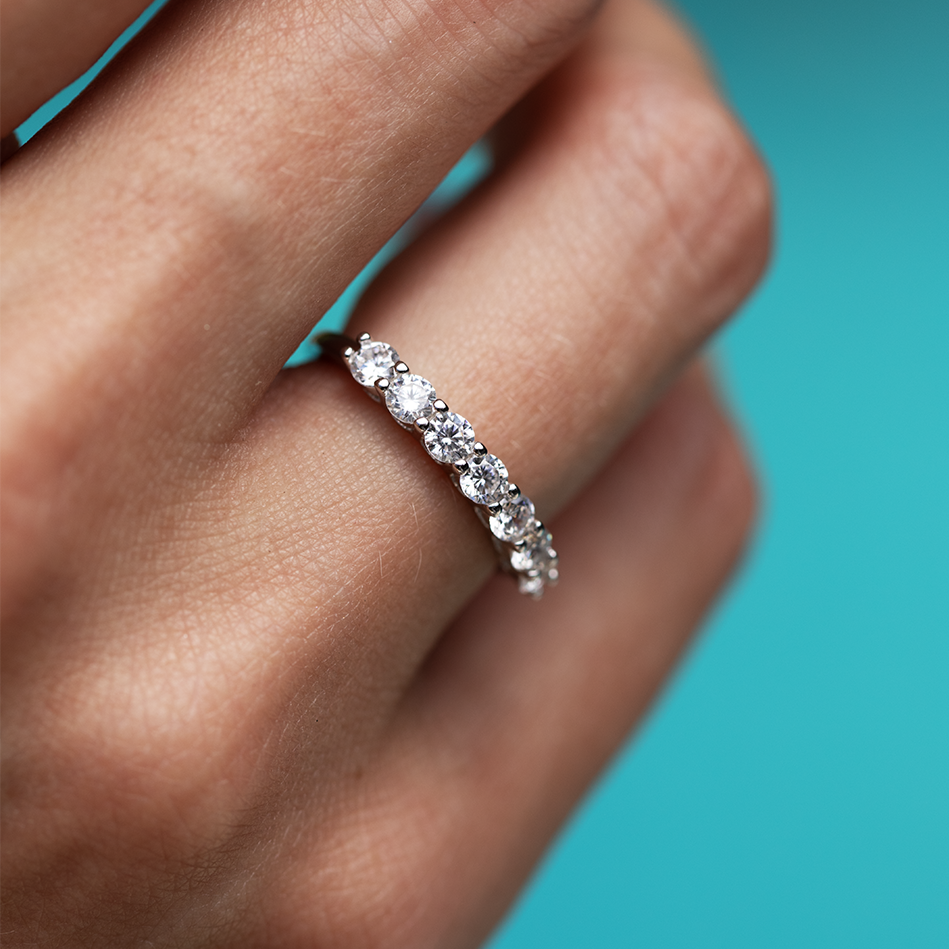 The Amore Ring